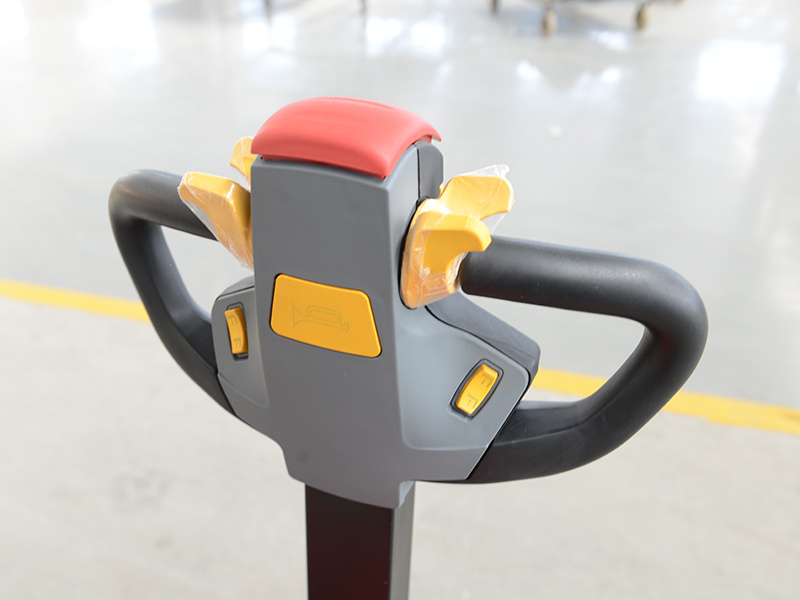 步行式搬運(yùn)車(chē)